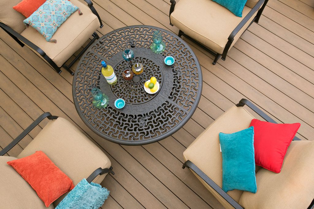 moistureshield composite decking
